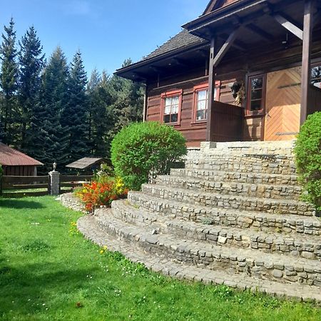 Dworek Mysliwski Laskowka  Exterior photo