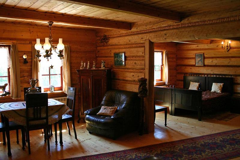 Dworek Mysliwski Laskowka  Exterior photo